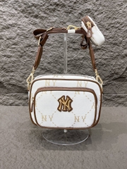 940 -  Túi MLB Monogram Jacquard New York Yankees - White - Code 7ACRMDA4 50BGM [HÀNG CHÍNH HÃNG]