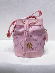 938 -  Túi MLB Monogram Bucket Bag New York Yankees - Hồng Pink- Code 7ACRMDE4-50PKL [HÀNG CHÍNH HÃNG]