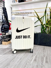 745 -  Vali Nike Just Do It - Size Cabin 22 Xách Tay - Trắng Kem [HÀNG CHÍNH HÃNG]