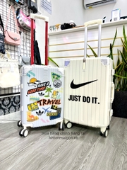 745 -  Vali Nike Just Do It - Size Cabin 22 Xách Tay - Trắng Kem [HÀNG CHÍNH HÃNG]