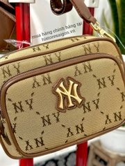 942 -  Túi MLB Monogram Jacquard New York Yankees - Beige - Code 7ACRMDA4 50BGS [HÀNG CHÍNH HÃNG]