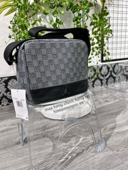 1019 -  Túi Jordan Monogram Dark Smoke Grey - Code FJ6790-070 [HÀNG CHÍNH HÃNG]