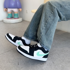 1059 -  Giày Nike Air Jordan 1 Low Green Glow 553560 131 [HÀNG CHÍNH HÃNG]