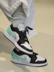 1059 -  Giày Nike Air Jordan 1 Low Green Glow 553560 131 [HÀNG CHÍNH HÃNG]
