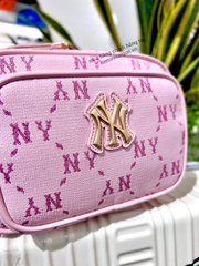 941 -  Túi MLB Monogram Jacquard New York Yankees - Hồng Pink - Code 7ACRMDA4 50PKL [HÀNG CHÍNH HÃNG]
