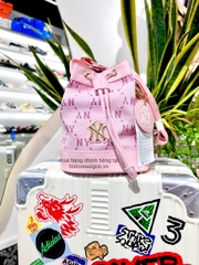 938 -  Túi MLB Monogram Bucket Bag New York Yankees - Hồng Pink- Code 7ACRMDE4-50PKL [HÀNG CHÍNH HÃNG]