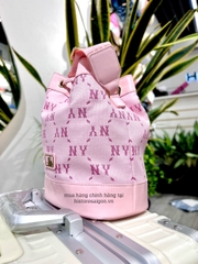 938 -  Túi MLB Monogram Bucket Bag New York Yankees - Hồng Pink- Code 7ACRMDE4-50PKL [HÀNG CHÍNH HÃNG]