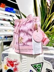 938 -  Túi MLB Monogram Bucket Bag New York Yankees - Hồng Pink- Code 7ACRMDE4-50PKL [HÀNG CHÍNH HÃNG]