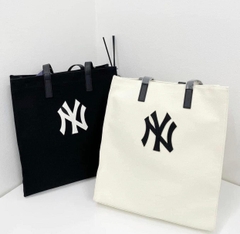 1103 -  Túi MLB Tote Canvas New York Yankees Cream - Code 3AORM022N 50CRS [HÀNG CHÍNH HÃNG]