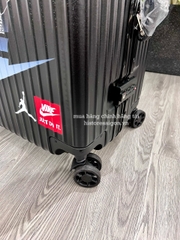 751 -  Vali Nike Sneakers Silhouette - Size Ký Gửi 26 - Đen [HÀNG CHÍNH HÃNG]
