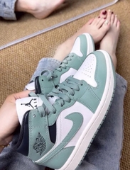 1108 -  Giày Nike Air Jordan 1 Mid Jade Smoke BQ6472 130  [HÀNG CHÍNH HÃNG]