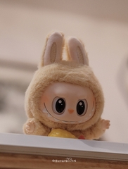 1154 - Gấu Bông Art Toy Labubu BABA Have A Seat - POP MART The Monsters Have A Seat Vinyl Plush Labubu Macaron V2- Code 6941848280091 [HÀNG CHÍNH HÃNG]