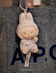 1155 - Gấu Bông Art Toy Labubu HEHE Have A Seat - POP MART The Monsters Have A Seat Vinyl Plush Labubu Macaron V2- Code 6941848280091 [HÀNG CHÍNH HÃNG]