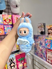 1156 - Labubu Hide and Seek in Singapore Series - Labubu Merlion - Labubu Singapore - POP MART The Vinyl Plush Doll Pendant Limitted Edition - Size 18cm - Code 6941848280091 [HÀNG CHÍNH HÃNG] Gấu Bông Art Toy