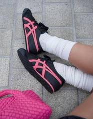 1602 - Giày Onitsuka Tiger Mexico 66 Black Dragon Fruit 1183C102-005 [HÀNG CHÍNH HÃNG]