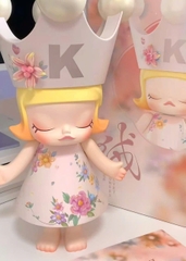 1750 - Molly Velvet Flower 400% - Mega Royal Molly Velvet 400% POPMART [CHÍNH HÃNG]