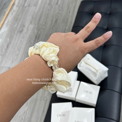 1805 - Cột Tóc Dior (Gift Hãng Tặng Khách VIP) [HÀNG CHÍNH HÃNG]