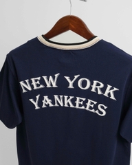 1924 - Áo New Era NY New York Yankees - Xanh Navy Viền Cổ Trắng 10932098	 [HÀNG CHÍNH HÃNG]