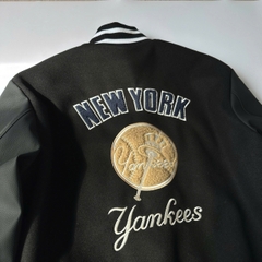 1931 - Áo Bomber Varsity New Era NY Yankee - Đen Logo Tròn [HÀNG CHÍNH HÃNG]