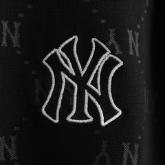 1958 - Áo Polo New Era NY - Đen Monogram Viền Cổ Trắng [HÀNG CHÍNH HÃNG]