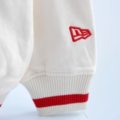 2026 - Áo Sweater New Era New York Yankee Trắng Kem Chữ Đỏ [HÀNG CHÍNH HÃNG]