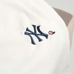 2069 - Quần New Era LA Baseball Mini Trắng [HÀNG CHÍNH HÃNG]