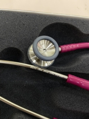 Ống nghe Littmann® Classic II Pediatric Raspberry 2122