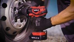 Máy siết bu lông Yato YT-82804