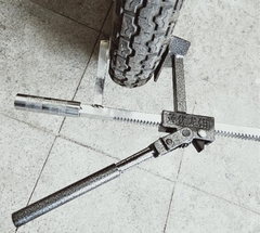 Vam ép lốp không xăm