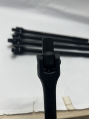 Tay vặn lắt léo TUSAKI