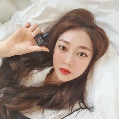 B01-(HĐ) Nước hoa vùng kín FOELLIE màu đen (100ae)