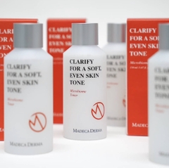 Nước hoa hồng dưỡng trắng MADECA DERMA tập đoàn dược Dongkook 150ml (40ea)