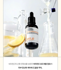 Tinh chất vitamin C mờ thâm dưỡng trắng CNP 50ml