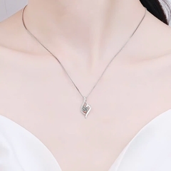 Dây Chuyền ESME ESHK029 Kim Cương Đá Moissanite Bạc 925 Xi Kim 5 lớp