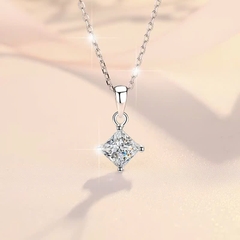 Dây Chuyền ESME ESHK018 Kim Cương Đá Moissanite Bạc 925 Xi Kim 5 lớp