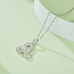 Dây Chuyền ESME ESHK0087 Leo Kim Cương Đá Moissanite Bạc 925 Xi Kim 5 lớp