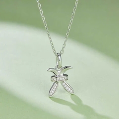 Dây Chuyền ESME ESHK0087 Pisces Kim Cương Đá Moissanite Bạc 925 Xi Kim 5 lớp