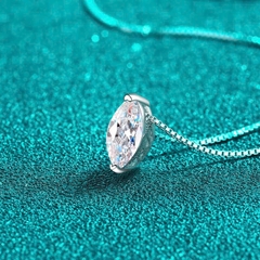 Dây Chuyền ESME ESHK0095 Kim Cương Đá Moissanite Bạc 925 Xi Kim 5 lớp