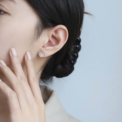 Bông Tai ESME ESES001 Kim Cương Đá Moissanite Bạc 925 Xi Kim 5 lớp