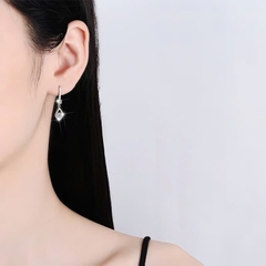 Bông Tai ESME ESES020 Kim Cương Đá Moissanite Bạc 925 Xi Kim 5 lớp