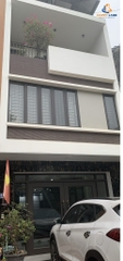 BÁN NHÀ 3 TẦNG ĐƯỜNG PHÙNG CHÍ KIÊN