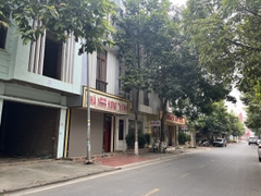 BÁN 2 NHÀ XÂY THÔ, Đ.LÊ THIẾT HÙNG, P.BẮC LỆNH