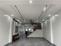 BÁN NHANH NHÀ FULL NỘI THẤT SỊN KOSY