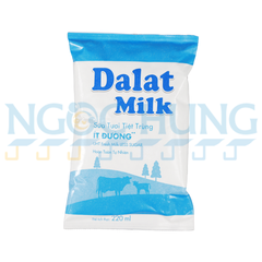 Sữa nước Dalat Milk ít đường 220ml