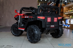 Xe ô tô điện cho bé 2022