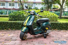 Xe mô tô Vespa Sprint TR 2105 bản quyền cho bé