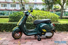 Xe mô tô Vespa Sprint TR 2105 bản quyền cho bé