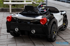 Xe ô tô điện cho bé Ferrari police F8