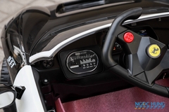 Xe ô tô điện cho bé Ferrari police F8