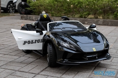 Xe ô tô điện cho bé Ferrari police F8